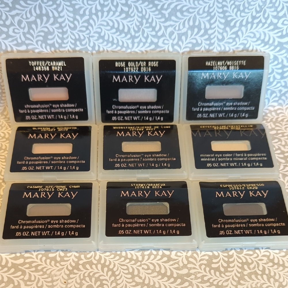 Mary Kay Chromafusion Eye Shadow Collection